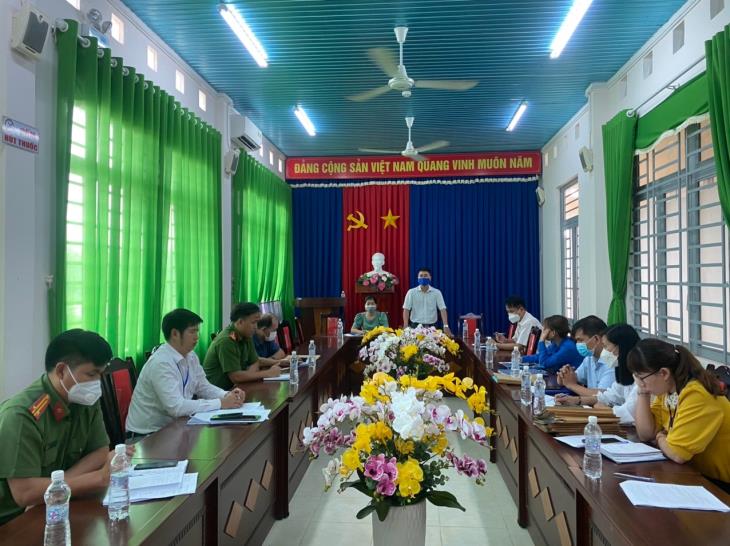 Giám sát công tác xử phạt hành chính trên lĩnh vực an ninh trật tự trên địa bàn xã Tân Hà